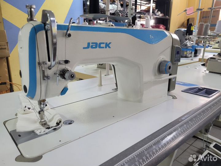 Швейная машина Jack F4 Б/У
