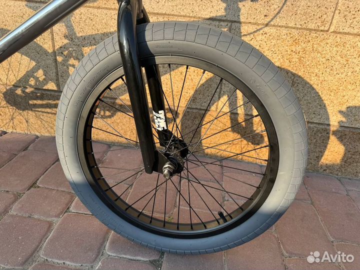 Велосипед новый BMX R20 трюковой