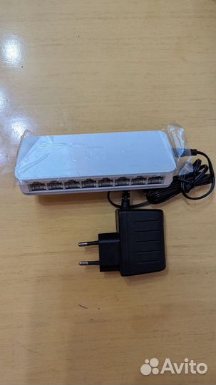 Коммутатор D-Link 8 портов