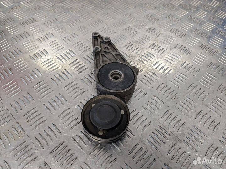 Натяжитель ремня грм Volkswagen Passat B5