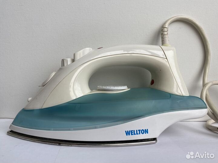 Утюг Wellton WI-180