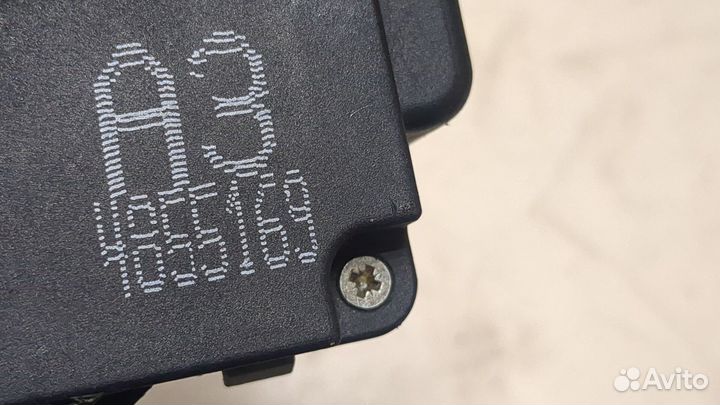 Замок двери Saab 9-5, 2007