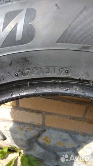 Bridgestone Ice Cruiser 7000S 235/65 R17 108T