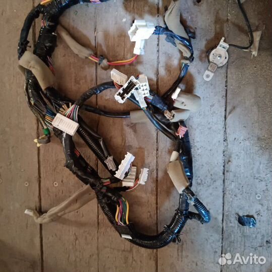 Комплект проводки Nissan Tiida C11 2007-2014