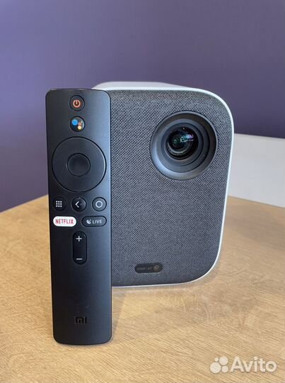 Проектор Mi Smart Projector 2