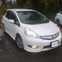 Honda Fit Shuttle 1.3 CVT, 2012, 144 000 км, с пробегом, цена 1 550 000 руб.