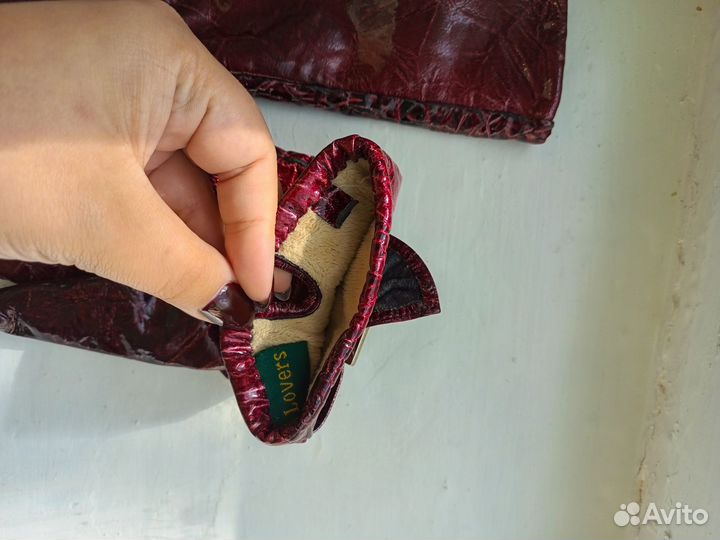 Женские перчатки бордовые