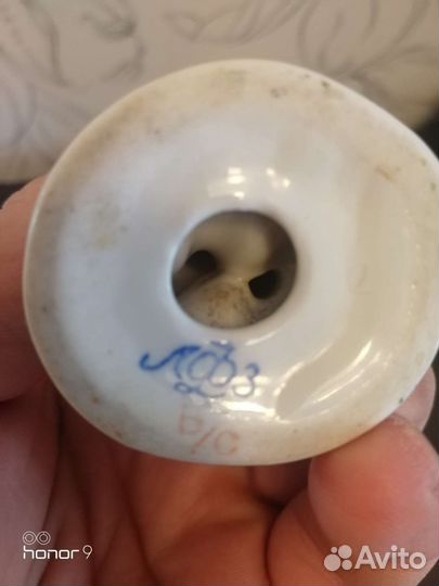 Девочка с цветами