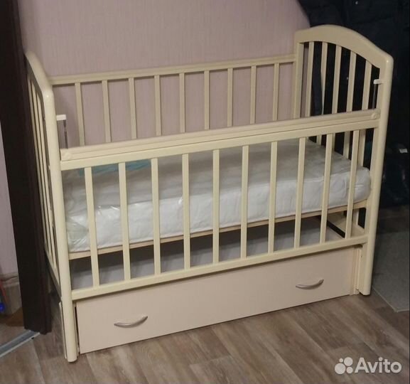 Кровать Алита с продольным маятником