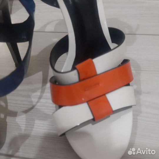 Босоножки