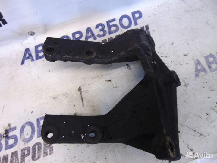 Кронштейн кпп для Toyota Corsa 4 1990-1994г