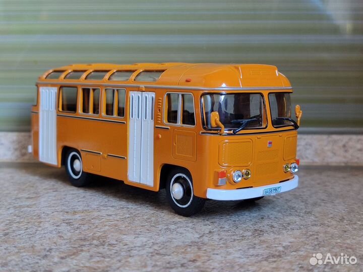Модель автобуса паз-672М 1:43
