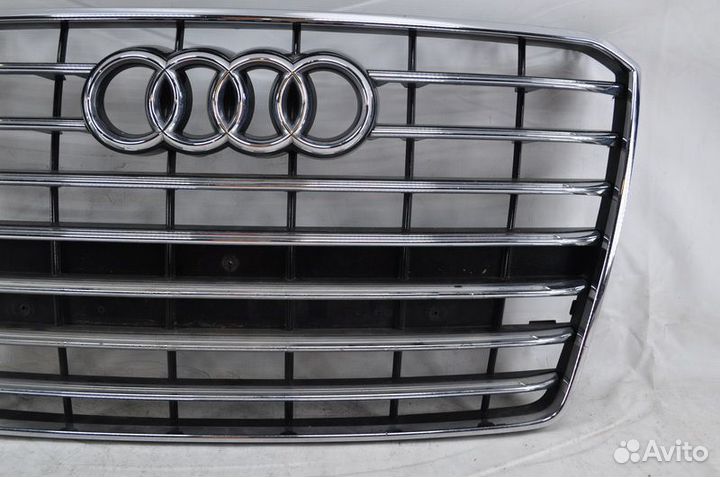 Решетка радиатора Audi A8 D4 2013- 4H0853651AA Б/У