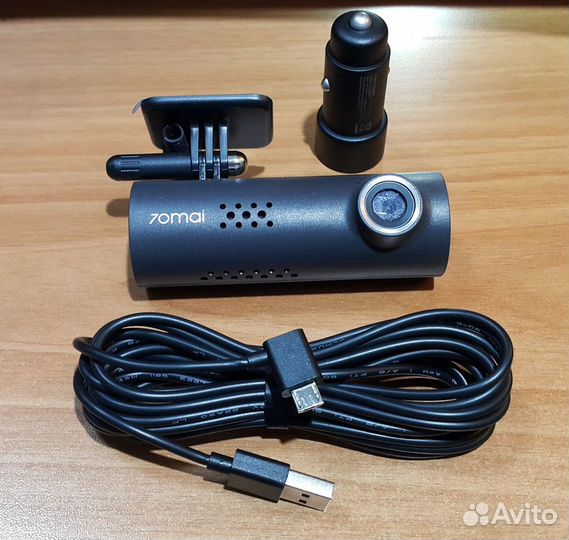 Продам автовидеорегистратор 70mai Dash Cam Pro