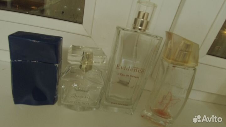 Флаконы из под туалетной воды. Пузырьки