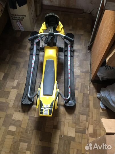 Детский снегокат ski-doo