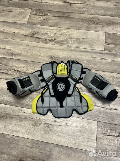 Вратарский нагрудник