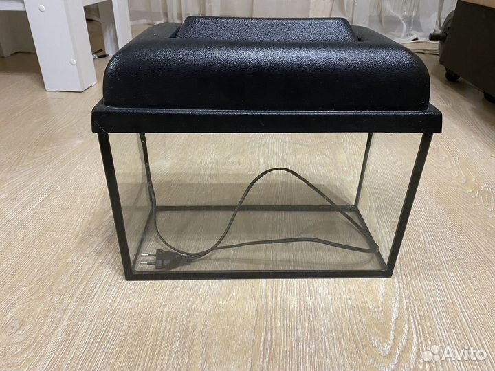 Аквариум 10 литров б/у