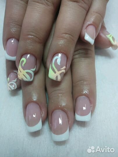 Профессиональный маникюр и педикюр