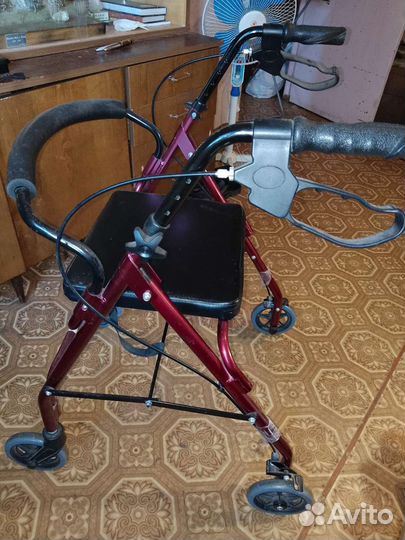 Ходунки для взрослых на колесах