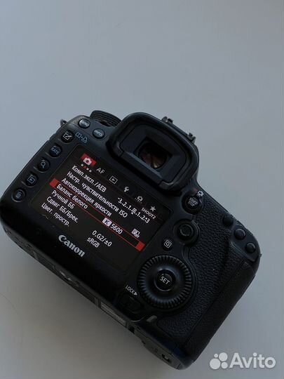 Фотоаппарат canon 5D mark iii body