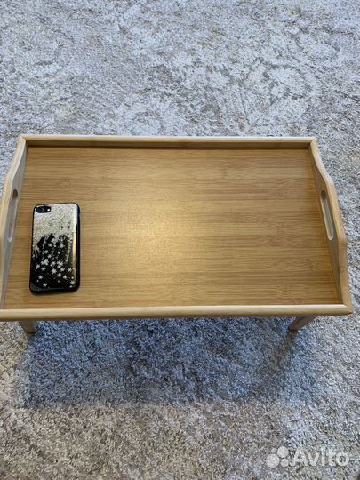 Поднос деревянный на ножках