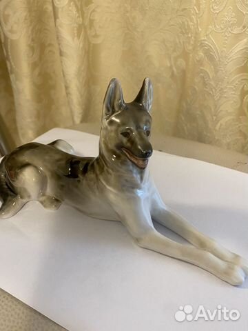 Фарфоровые статуэтки собака лфз