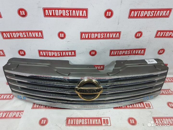 Решетка радиатора передняя Nissan Bluebird Sylphy