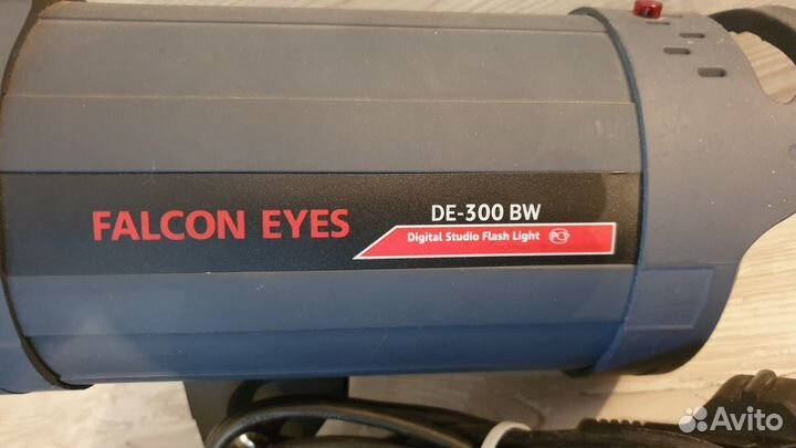 Вспышка студийная / моноблок Falcon Eyes DE-300BW