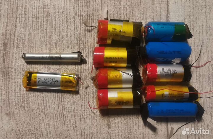 Аккумулятор от электронных сигарет(одноразок)