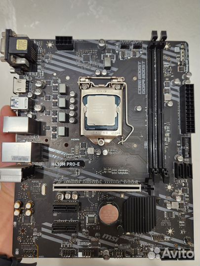 Материнская плата с процессором
