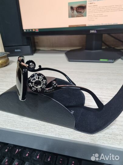 Очки prada