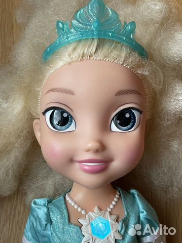 Поющая Эльза