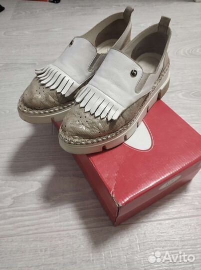 Лоферы, слипоны натуральная кожа