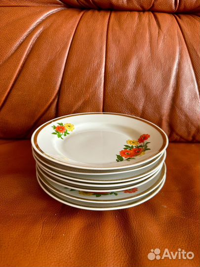 Тарелка Дулево