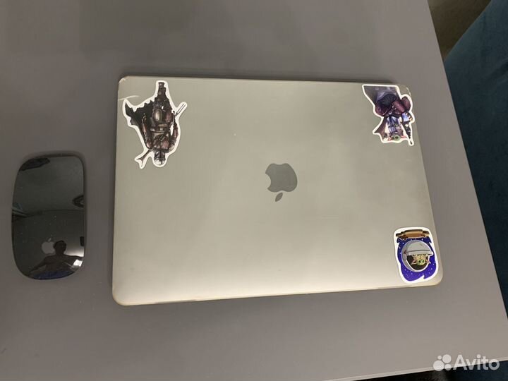 Apple MacBook air 13 2020 m1 8gb 256