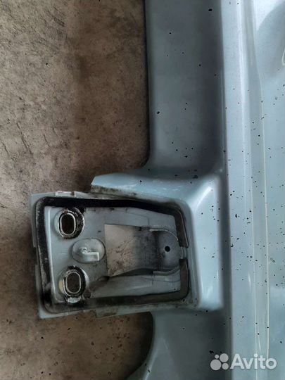 Спойлер багажника