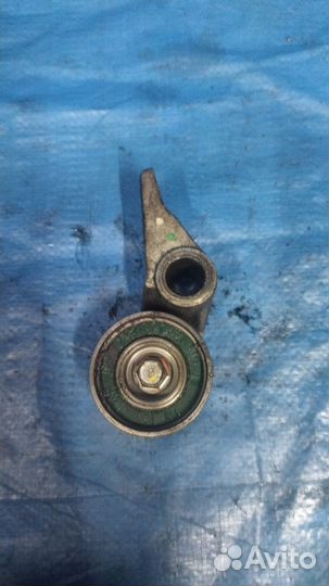 Натяжной ролик ремня грм Mitsubishi L200 4D56 KA4T