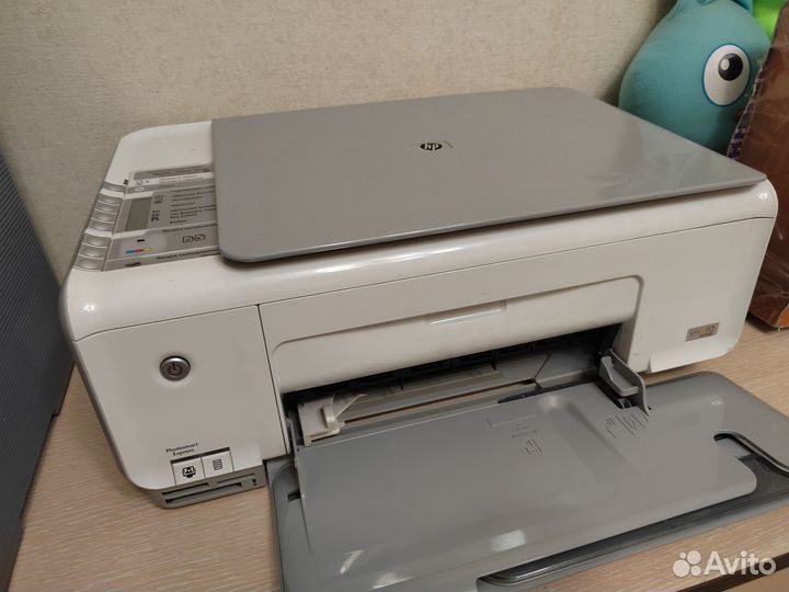 Цветной струйный мфу принтер
