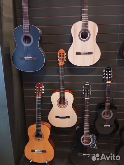 Классические гитары