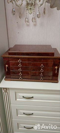 Шкатулка для украшений большая