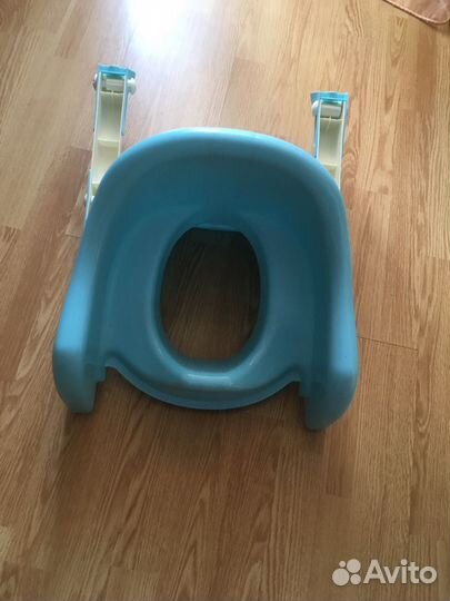 Детское сиденье на унитаз со ступенькой