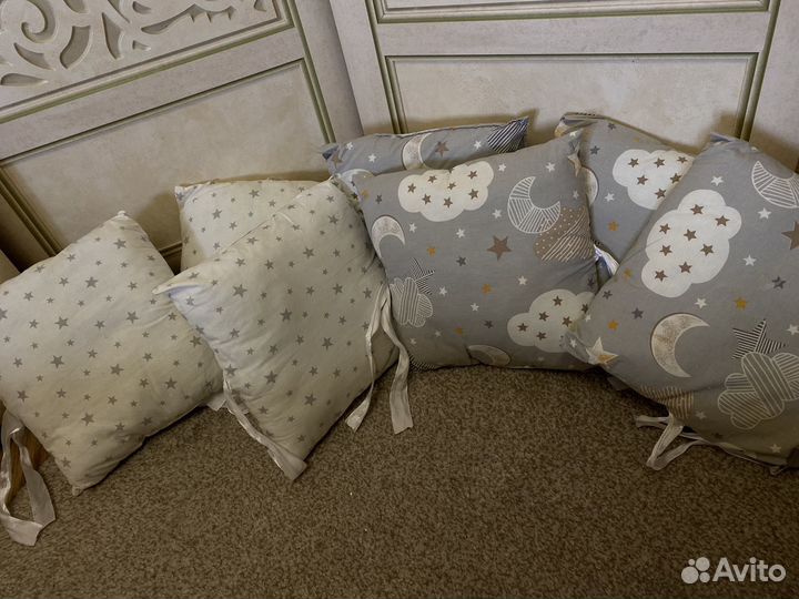 Продается постельное белье с бортиками