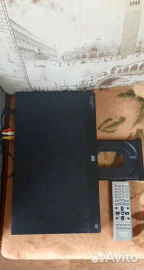 DVD плеер Panasonic S35 дисковый