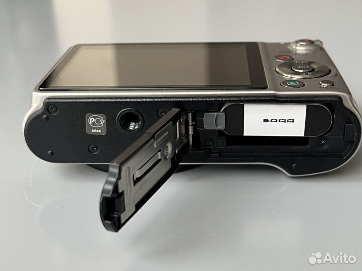 Фотоаппарат Casio Exilim EX-FH100