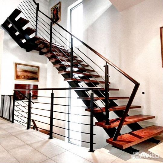 Лестница на металлическом каркасе дизайн 4183