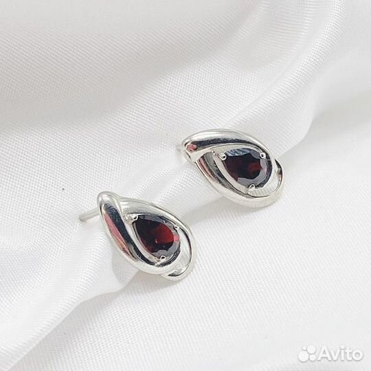 Серебряные Серьги гранат