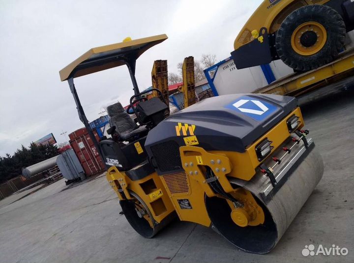 Дорожный каток XCMG XMR303, 2023