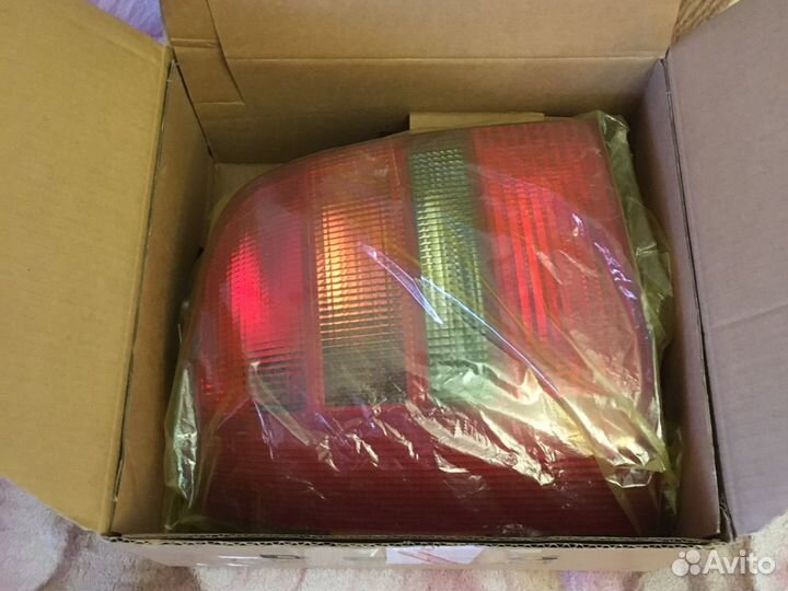 Фонарь задний левый audi a4 (универсал)