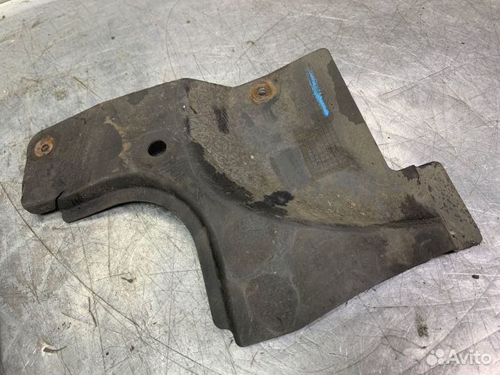 Пыльник (кузов наружные) Volkswagen Passat B6